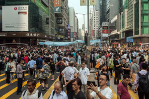 Dân Hồng Kông biểu tình đòi dân chủ .