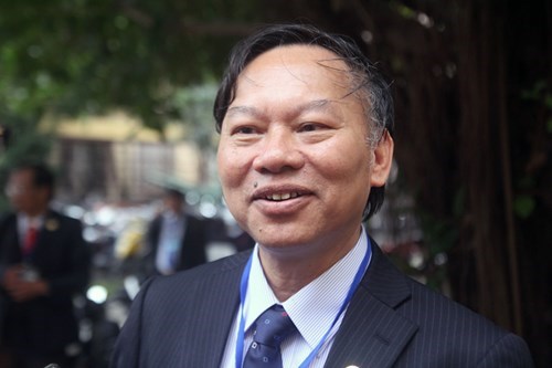 GS Nguyễn Quang Ngọc - hình Xuân Trung