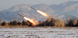 Hình minh họa: 2 tên lửa tầm ngắn của Bình Nhưỡng
