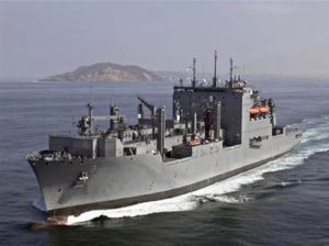 Tàu hải quân Hoa Kỳ vào cảng Cam Ranh