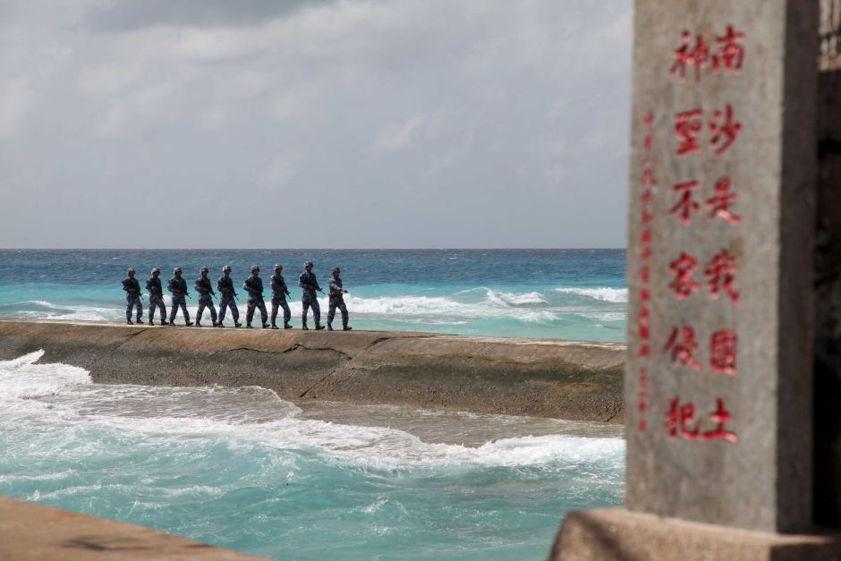 Hải quân của Quân Đội Giải Phóng Nhân Dân Trung Quốc tuần tra tại Trường Sa. Ảnh: Reuters