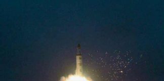 Tên lửa SLBM bắn vào rạng sáng ngày 24/08/2016. Ảnh do đài TV Bắc Triều Tiên đưa lên