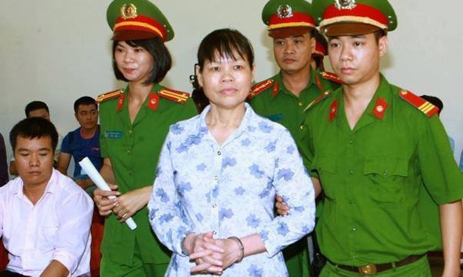 Chị Cấn Thị Thêu trong phiên tòa sơ thầm ngày 21-9-2016