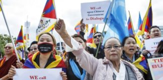 Cộng đồng người Uyghur và Tây Tạng biểu tình trước Trụ sở Nhân Quyền LHQ ở Thụy Sĩ (16/10/2016)
