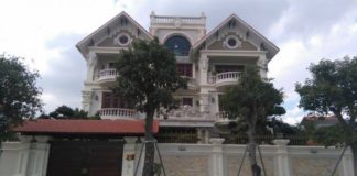 Nhà một cựu quan chức ở Tỉnh Quảng Ninh.
