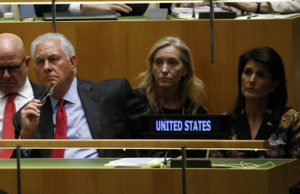 Ngoại trưởng Rex Tillerson và đại sứ Nikki Haley (phải) tại Liên Hiệp Quốc ngày 19/09/2017. Ảnh: Blog Thụy My