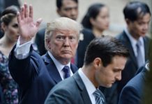 ổng thống Hoa Kỳ Donald Trump rời Việt Nam hôm 12/11/2017 kết thúc chuyến tham dự thượng đỉnh APEC 2017 và thăm viếng chính thức Việt Nam ngay sau đó. Ảnh: vietnammoi