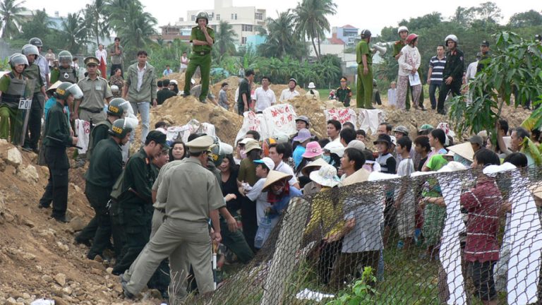 Đất đai