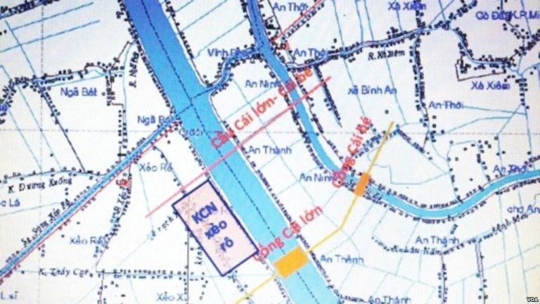 Họ đang làm gì với Cái Lớn – Cái Bé?