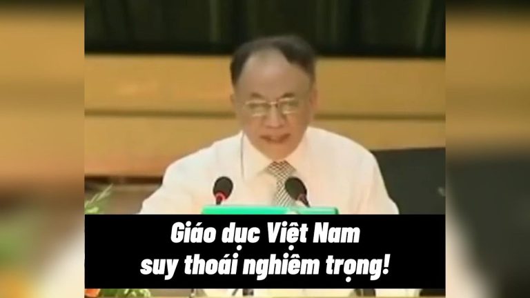 Ai phải chịu trách nhiệm chính về sự suy thoái của giáo dục