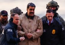 Vấn đề cốt lõi tại Venezuela Tổng thống Venezuela Nicólas Maduro bị áp tải đến phiên tòa sơ thẩm để đối mặt với các cáo buộc liên bang của Mỹ, bao gồm khủng bố ma túy, âm mưu, buôn bán ma túy, rửa tiền và các tội danh khác, tại thành phố New York, ngày 5/1/2026. Ảnh: Eduardo Munoz/ Reuters